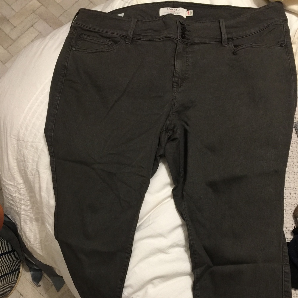 24XS Torrid Charcoal Jegging